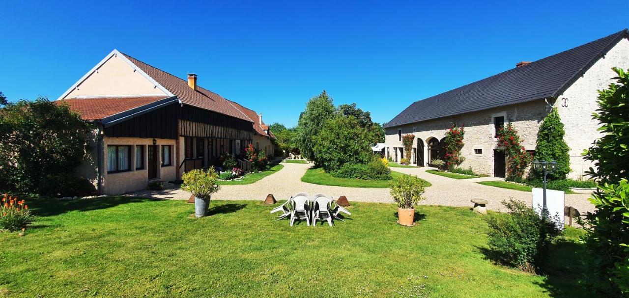 Domaine Des Medards Apartment Beaulieu-sur-Loire Exterior photo